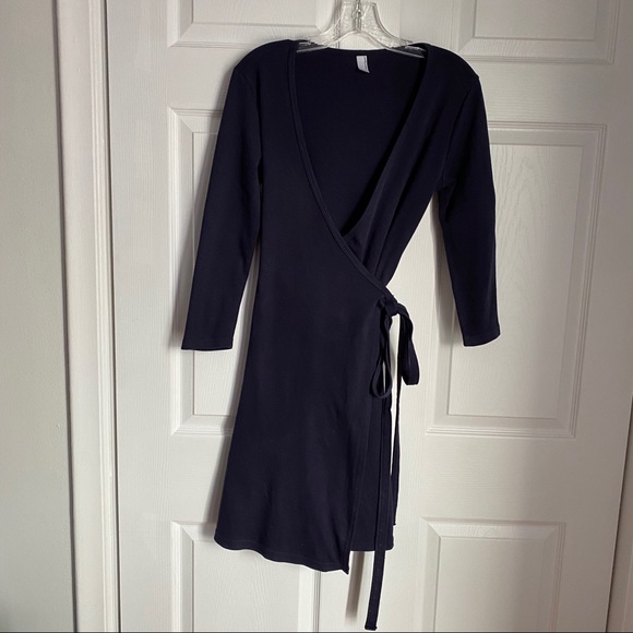 AMERICAN APPAREL WRAP DRESS - Picture 3 of 6
